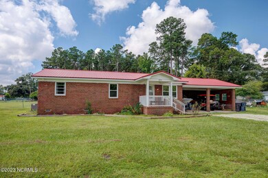 879AppletonWayNE-3