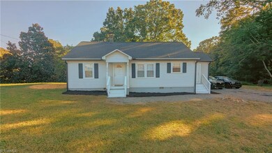 1806 Mack Rd, Asheboro, NC 27205 - photo 3