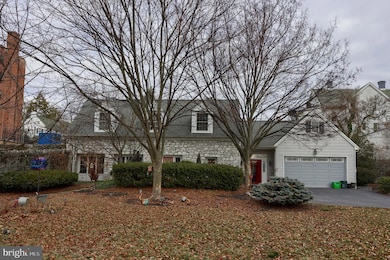 469 Linden Ave unit 13, York, PA 17404 - photo 2