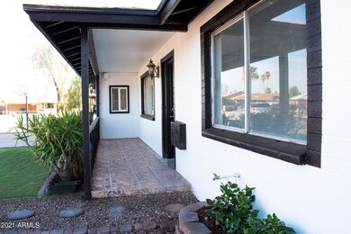 2524 N 57th Dr, Phoenix, AZ 85035 - photo 2