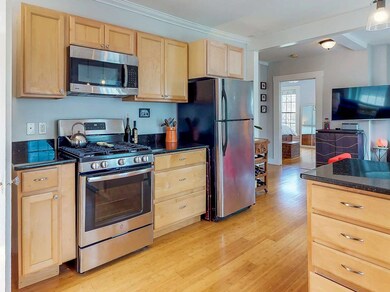 28 Langdon St unit 2, Portsmouth, NH 03801 - photo 4