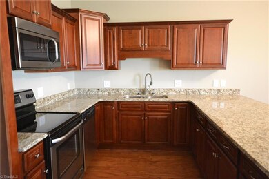 2114 Springwood Ct, Asheboro, NC 27205 - photo 5