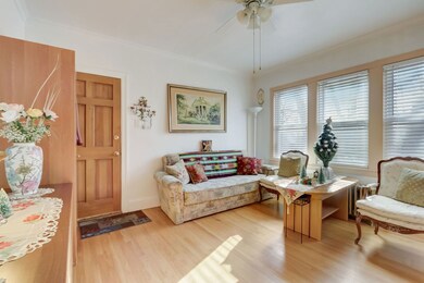 5504 W Barry Ave unit 2, Chicago, IL 60641 - photo 3