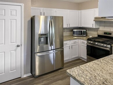 11 S Brook Pebble Ct, Spring, TX 77380 - photo 7