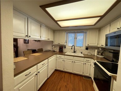 12 Cheddar Cir, Bella Vista, AR 72715 - photo 6