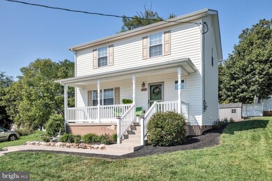 457 Thompson St, Strasburg, VA 22657 - photo 4