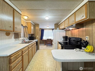 610 W Spruce St unit 124, Sequim, WA 98382 - photo 7