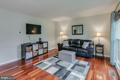 434 Shannon Ct, Frederick, MD 21701 - photo 4