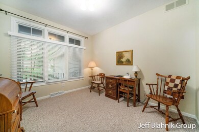 1869 Trillium Circle NW