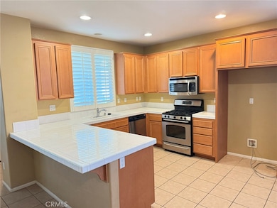 8090 Cornwall Ct unit 13, Rancho Cucamonga, CA 91739 - photo 6