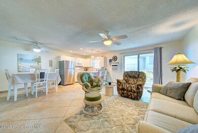 living room with slider to balcony (8)