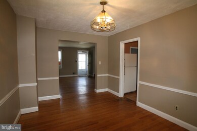 1801 Trenleigh Rd, Parkville, MD 21234 - photo 7