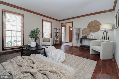 8400 Early Bud Way, Laurel, MD 20723 - photo 3