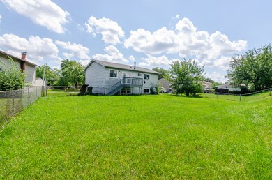 17212 Peach Grove Ln, Hazel Crest, IL 60429 - photo 4