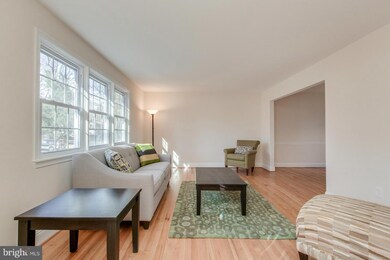 1401 Mimosa Ln, Silver Spring, MD 20904 - photo 4
