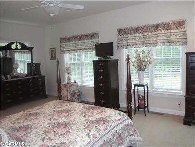 Master Bedroom - Comfortable 1st Floor Master Bedr