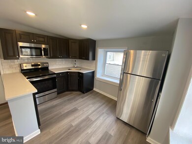 21 E Price St unit 3, Philadelphia, PA 19144 - photo 2