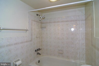 2422 Eccleston St, Silver Spring, MD 20902 - photo 5