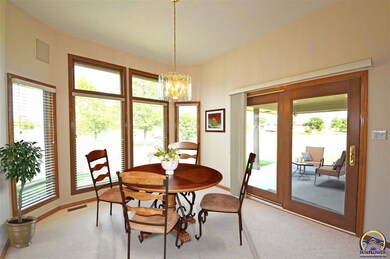 7834 SW 28th St, Topeka, KS 66614 - photo 7