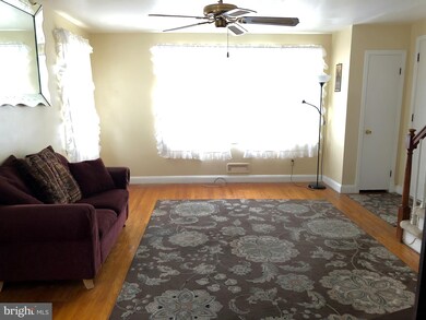 1823 Weyburn Rd, Rosedale, MD 21237 - photo 2