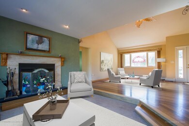 EntranceLivingRoom - Transitional_Render