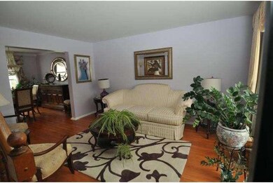 3 Amherst Dr, Burlington, NJ 08016 - photo 2