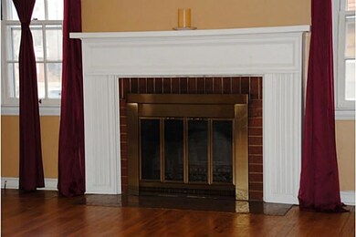 2807 48th St, Des Moines, IA 50310 - photo 5