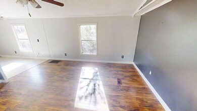 695 Russell Dairy Rd, Jasper, AL 35503 - photo 6