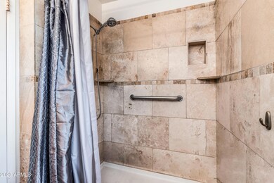 10101 W Caron Dr, Sun City, AZ 85351 - photo 5