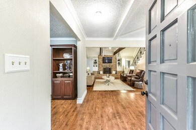 128 Saint Cloud Dr, Friendswood, TX 77546 - photo 2