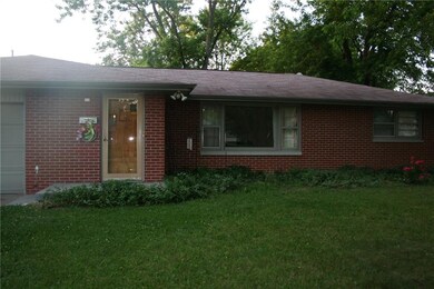 3360 Hillcrest Dr, Columbus, IN 47203 - photo 2