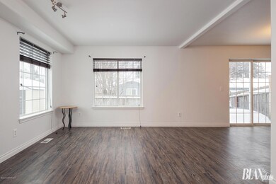 105_031720_6437 E 10th Ave