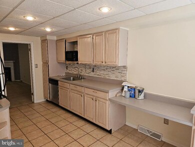 1045 Putnam Blvd unit 52, Wallingford, PA 19086 - photo 6