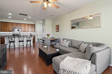 7706 Cedar Branch Dr, Gainesville, VA 20155 - photo 2