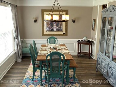 So much natural light