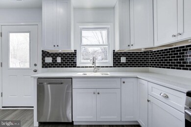 5111 H St SE, Washington, DC 20019 - photo 7