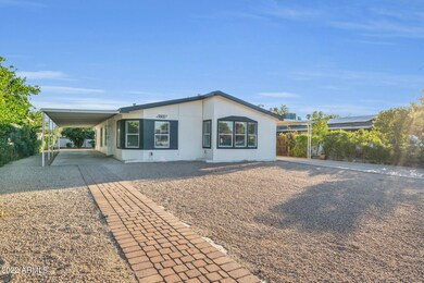 3-web-or-mls-2611 E Aire Libre-3