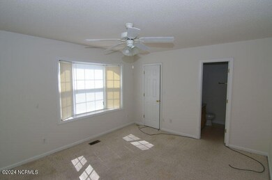 3951 Sterling Pointe Dr unit Ooo5, Winterville, NC 28590 - photo 6
