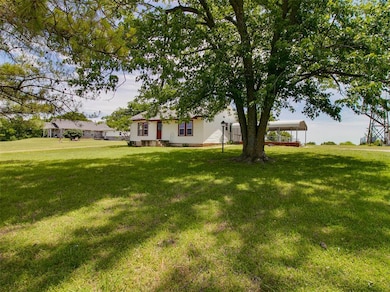 922 W 7th St, Stroud, OK 74079 - photo 3