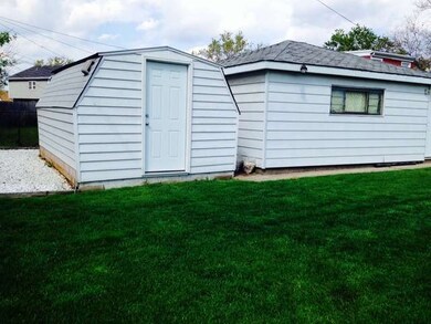 4630 Scott St, Schiller Park, IL 60176 - photo 3