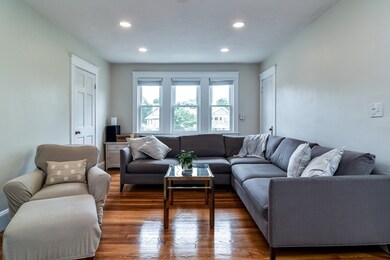 17 Saunders St unit 17, Weymouth, MA 02191 - photo 5