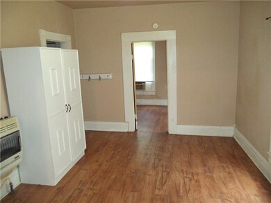 404 E Logan Ave, Guthrie, OK 73044 - photo 3