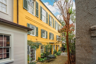 61 1/2 Tradd St, Charleston, SC 29401 - photo 5