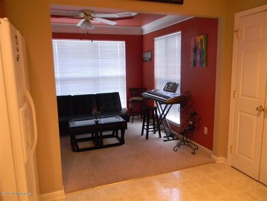 8442 Aspen Glen Way, Louisville, KY 40228 - photo 5