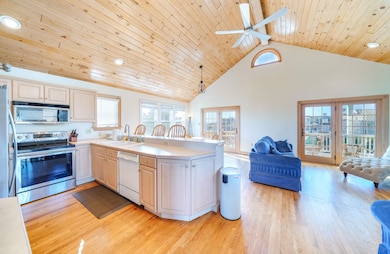 18 E Winthrop Ave, Strathmere, NJ 08248 - photo 5