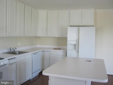 9401 Wordsworth Way unit 402, Owings Mills, MD 21117 - photo 5