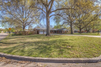 601 SE 14th St, Pryor, OK 74361 - photo 2
