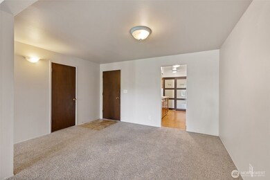 8516 196th St SW unit 105, Edmonds, WA 98026 - photo 5
