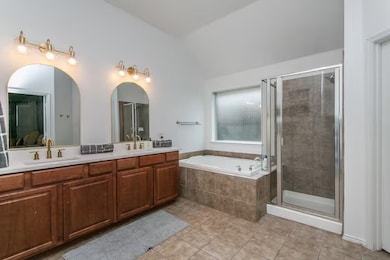 2615 Fox Creek Trail, Arlington, TX 76017 - photo 7