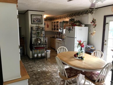 478 Miller Rd, Douglas, GA 31535 - photo 6